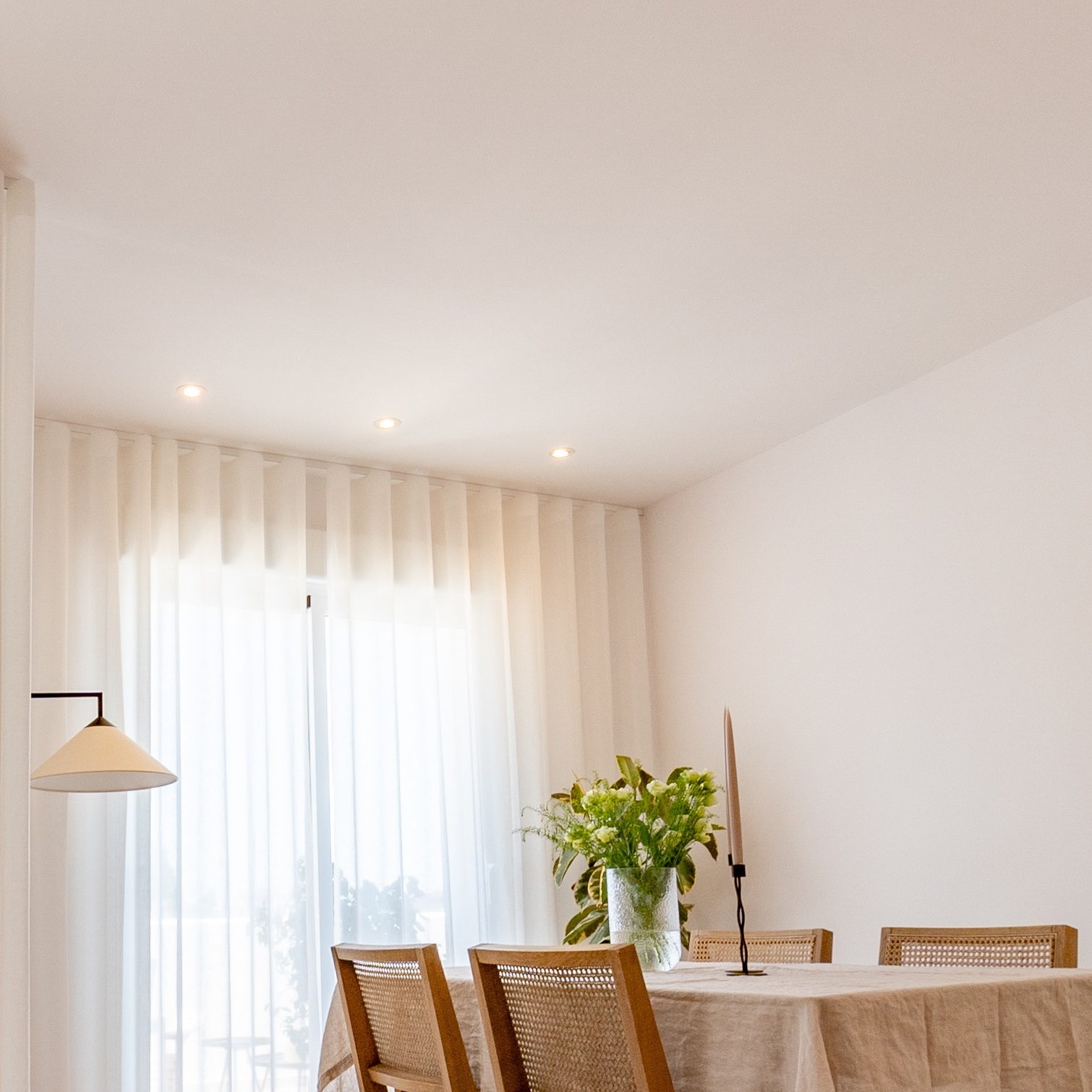 peinture blanche plafond